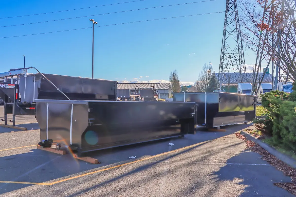 Professional dumpster rental and junk removal service in Dos Palos